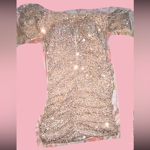 PRETTYLITTLETHING DRESS - Picture 4 of 5